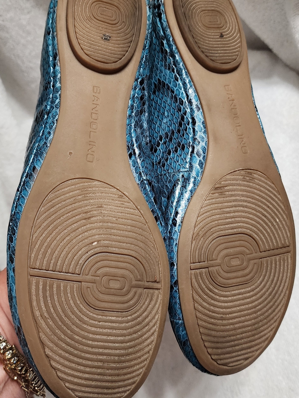 BANDOLINO Teal Snake-Print Ballet Flats (26-038) - Picture 8 of 9